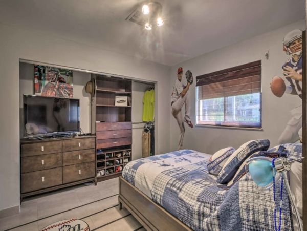 Naples Home 989668