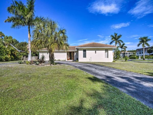 Naples Home 989668