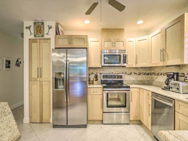 Naples Vacation Three Bedroom Home Sleeps 10 Walk To Beach