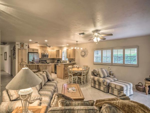 Naples Vacation Three Bedroom Home Sleeps 10 Walk To Beach