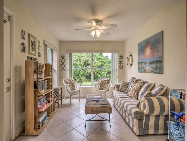 Naples Vacation Three Bedroom Home Sleeps 10 Walk To Beach