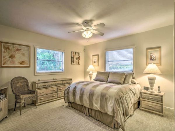 Naples Vacation Three Bedroom Home Sleeps 10 Walk To Beach