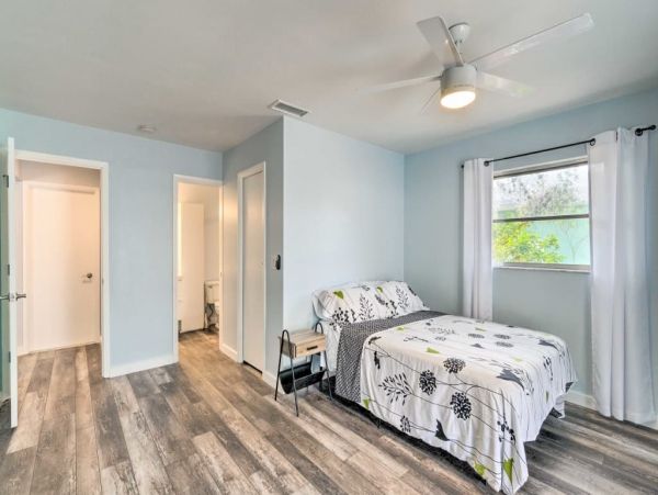 Venice Home 989670