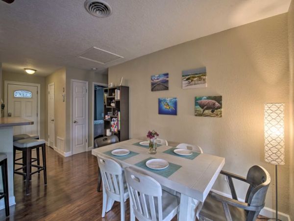Cocoa Beach Home 989673