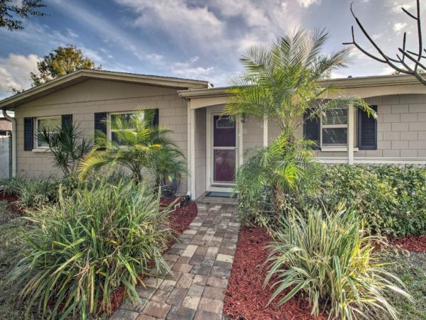 Cocoa Beach Home 989673