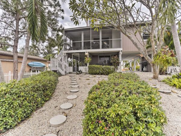 Cape Coral Home 989674
