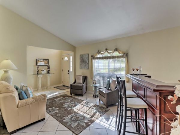 Three Bedroom Cape Coral Vacation Home with Pool & Boat Dock