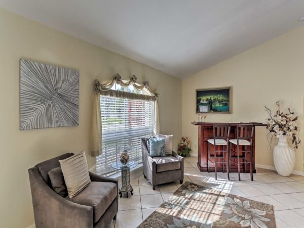 Three Bedroom Cape Coral Vacation Home with Pool & Boat Dock