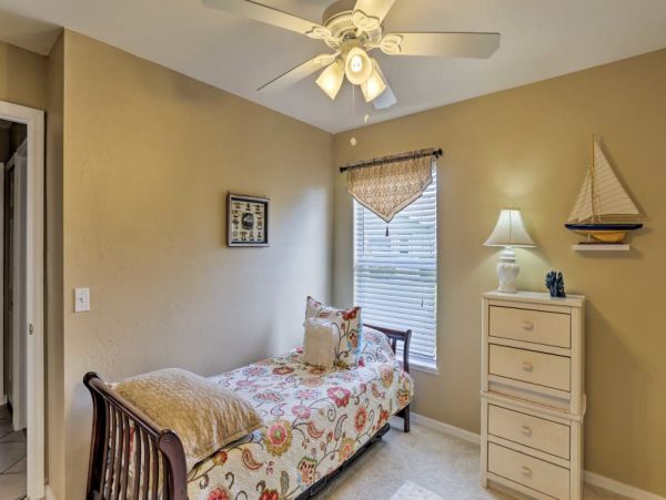 Three Bedroom Cape Coral Vacation Home with Pool & Boat Dock