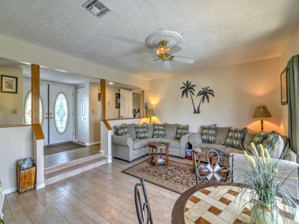 Other Cities  Florida Home 989677