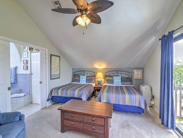 Other Cities  Florida Home 989677