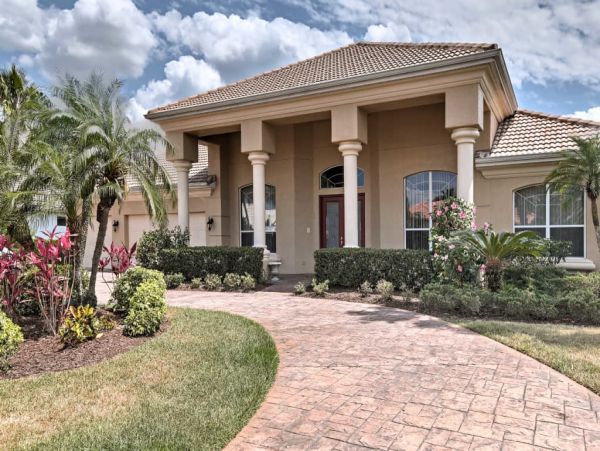 Daytona Beach Home 989679