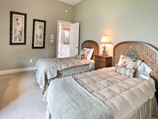 Daytona Beach Home 989679