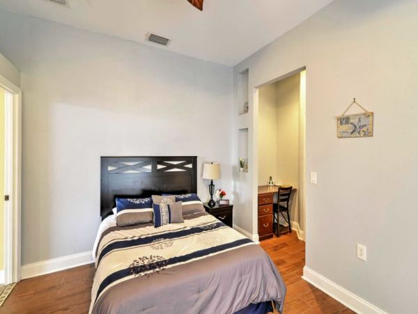 Clearwater Home 989684