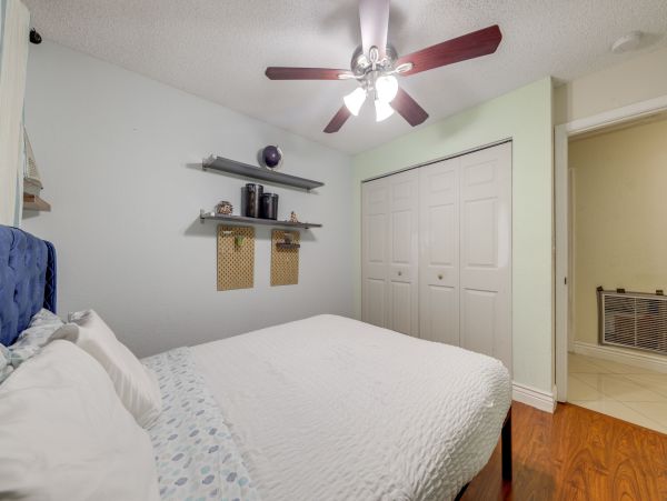 Fort Lauderdale Vacation Rental with Private Pool - Florida Canal Front Home