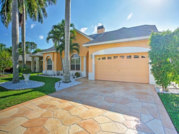 Naples Home 989689