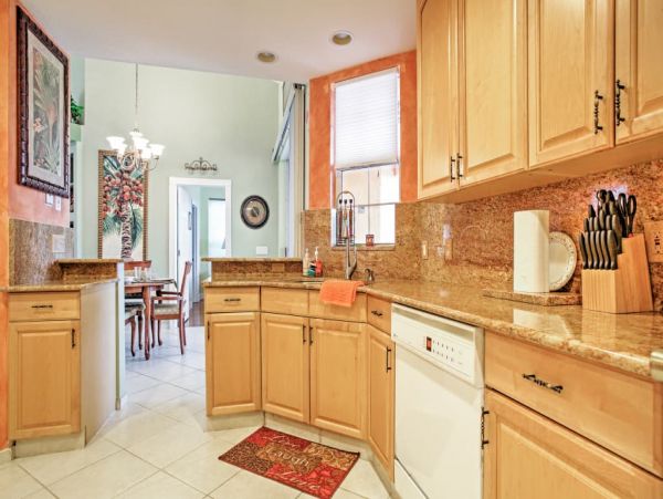 Naples Home 989689