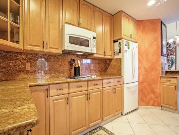 Naples Home 989689