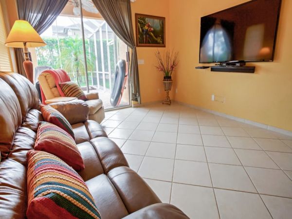 Naples Home 989689