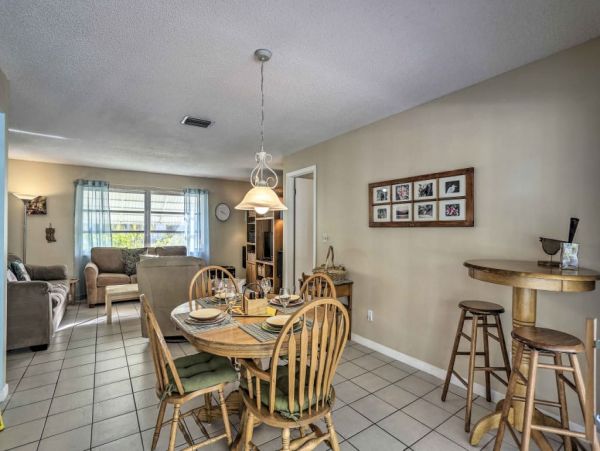 Cape Coral Home 989695