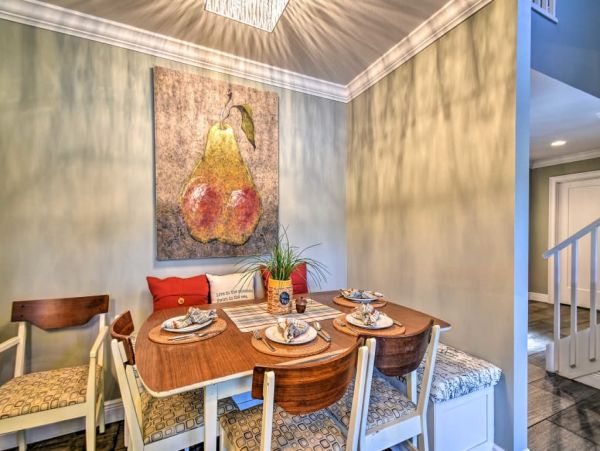 St. Petersburg Home 989696