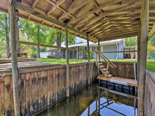 Daytona Beach Home 989702