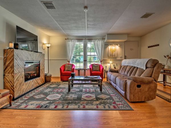 Daytona Beach Home 989702