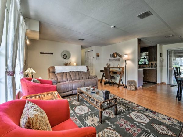 Daytona Beach Home 989702