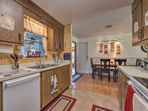 Daytona Beach Home 989702