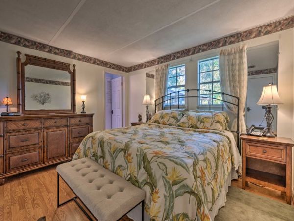 Daytona Beach Home 989702