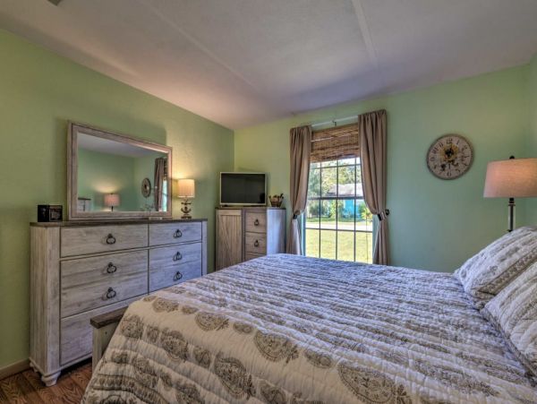 Daytona Beach Home 989702