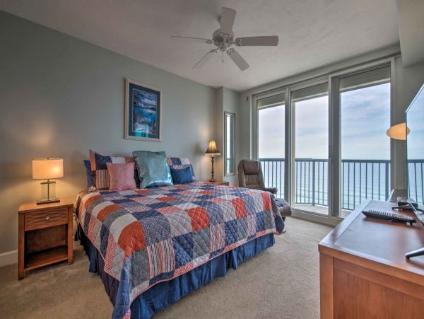 Daytona Beach Home 989704