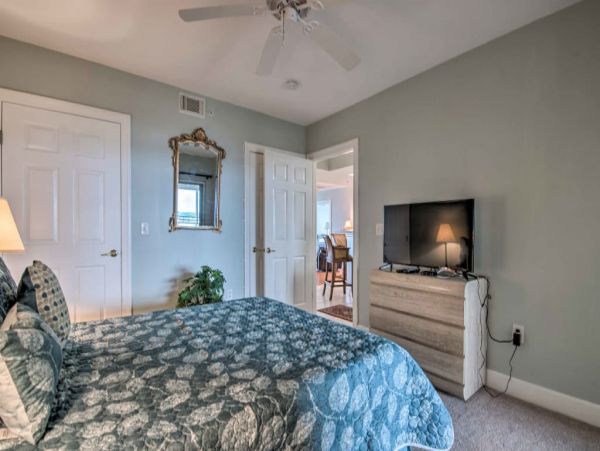 Daytona Beach Home 989704
