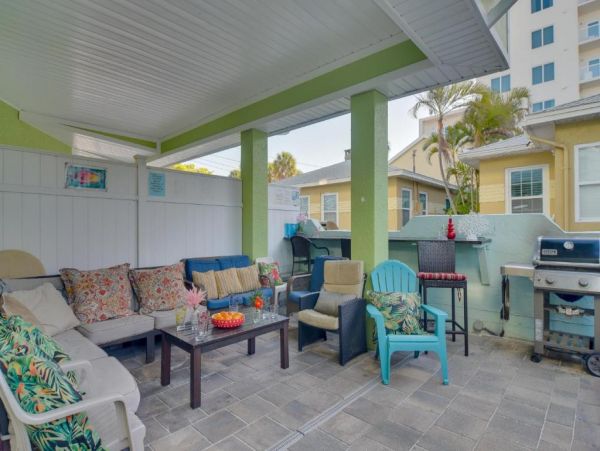 Seven Bedroom Vacation Rental Just Steps to the Beach
