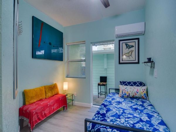 Seven Bedroom Vacation Rental Just Steps to the Beach