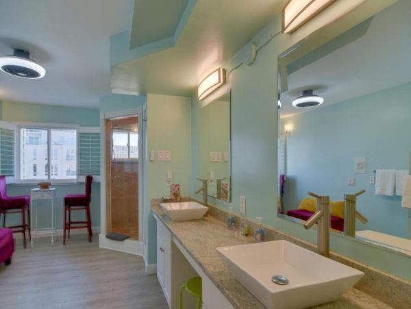 Seven Bedroom Vacation Rental Just Steps to the Beach