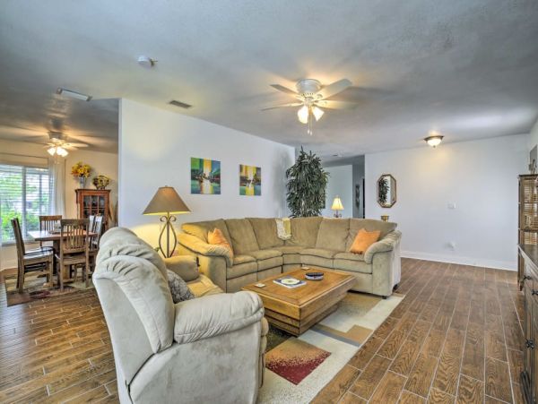 St. Petersburg Home 989730