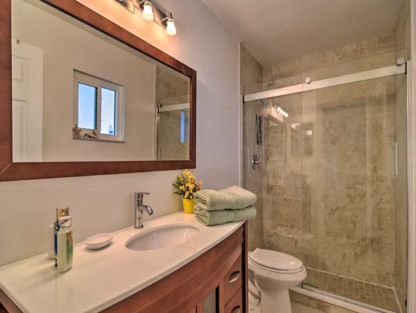 St. Petersburg Home 989730