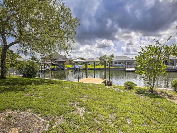St. Petersburg Home 989730
