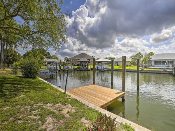 St. Petersburg Home 989730