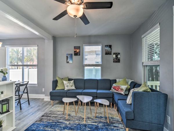 St. Petersburg Home 989734