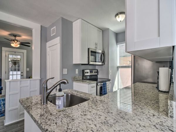 St. Petersburg Home 989734