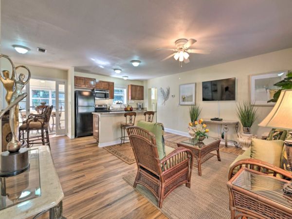 Daytona Beach Home 989735