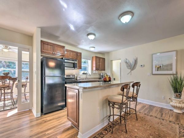 Daytona Beach Home 989735