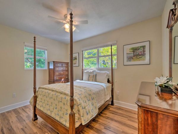 Daytona Beach Home 989735