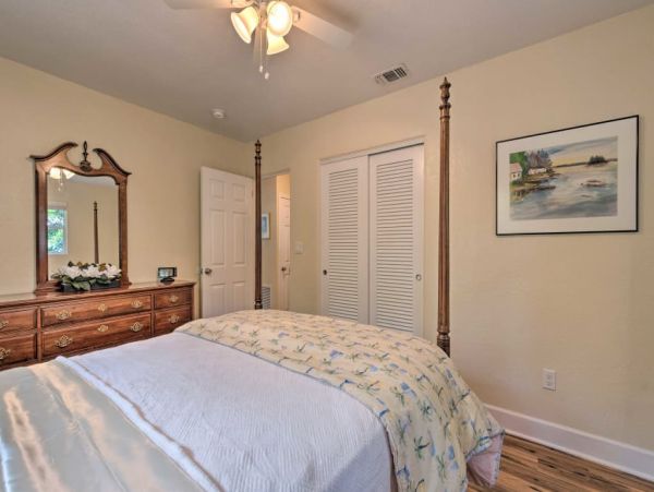 Daytona Beach Home 989735