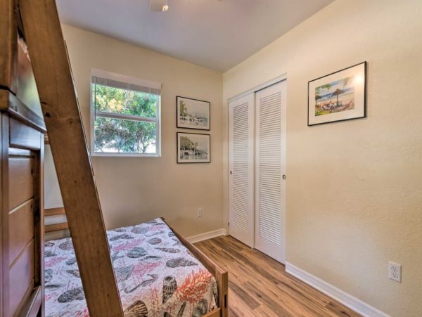 Daytona Beach Home 989735