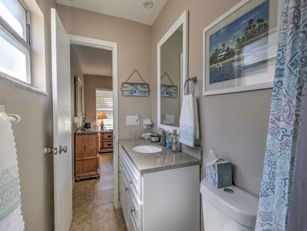 Anna Maria Island Holmes Beach Home 989736