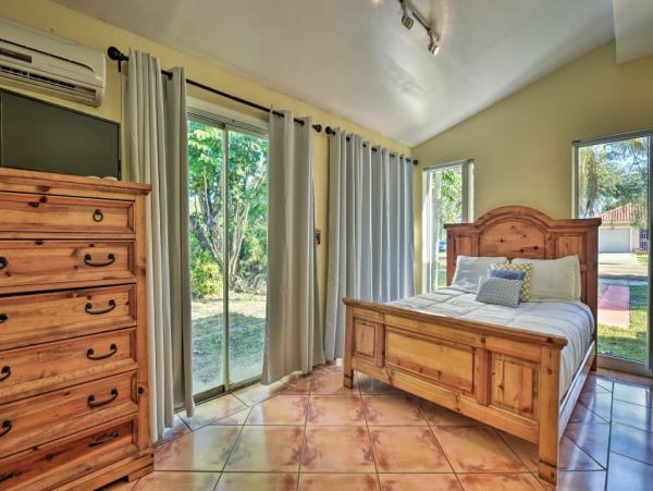 Miami Beach Home 989739