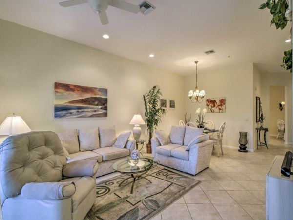 Naples Home 989742